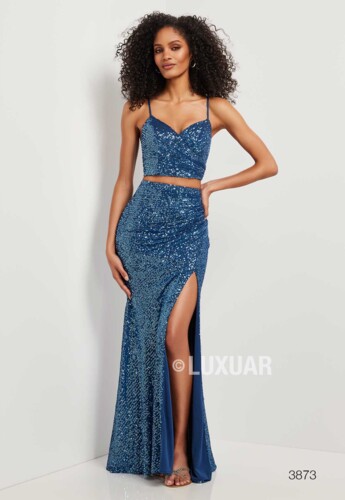 Luxuar